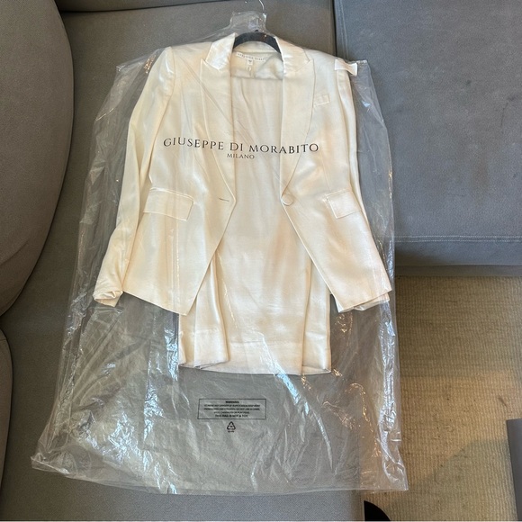 Veronica Beard Silk Suit - Picture 13 of 14